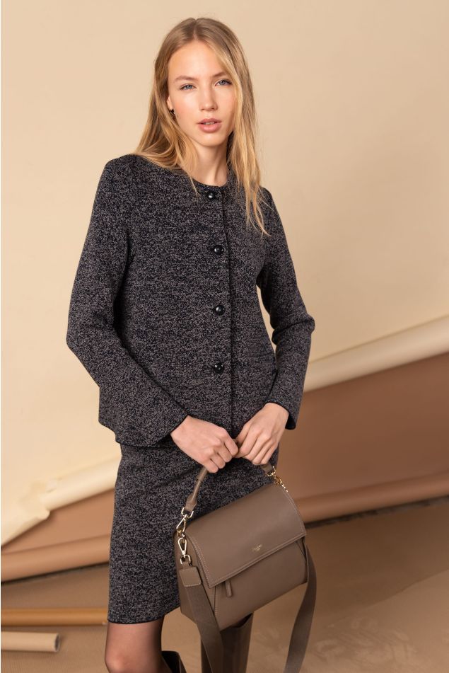 Chaqueta de punto jacquard falso liso