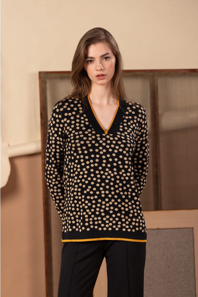 Pullover de punto jacquard lunares