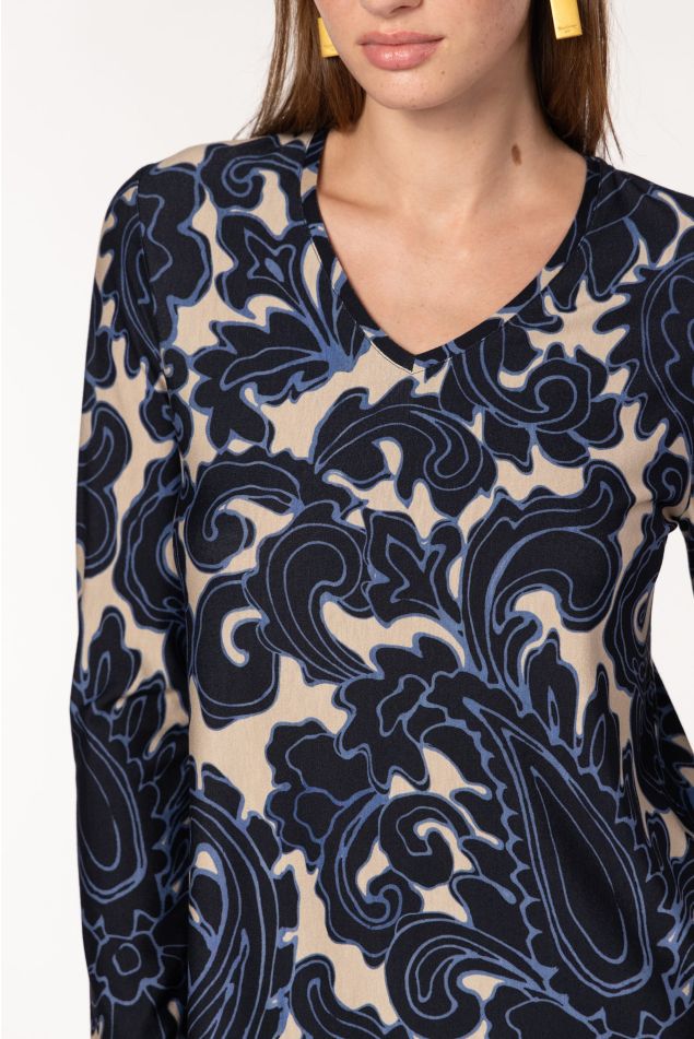 Camiseta estampado paisley