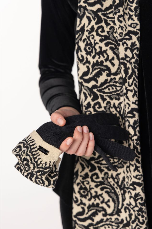 Guantes de punto jacquard motivo encaje