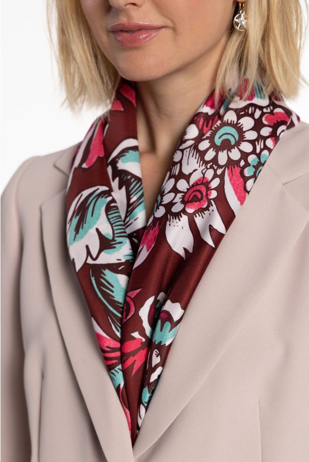 Le Petit Trianon Carré Scarf