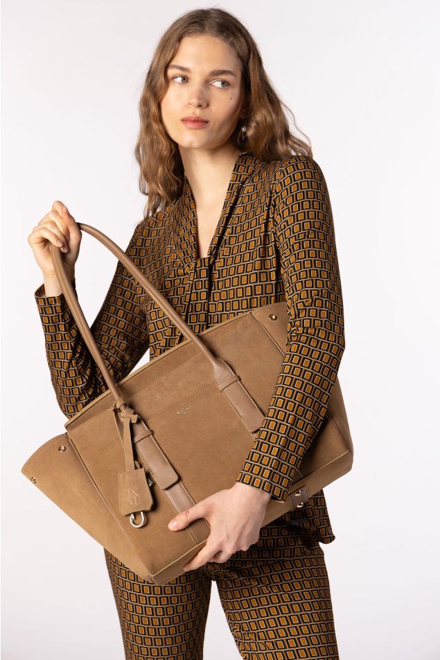 Large trapeze suede bag