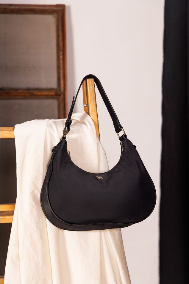 Bolso media luna negro