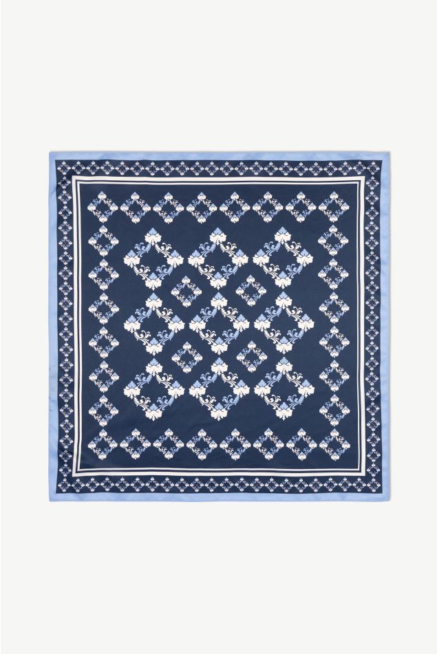 Pañuelo formato bandana Damasco