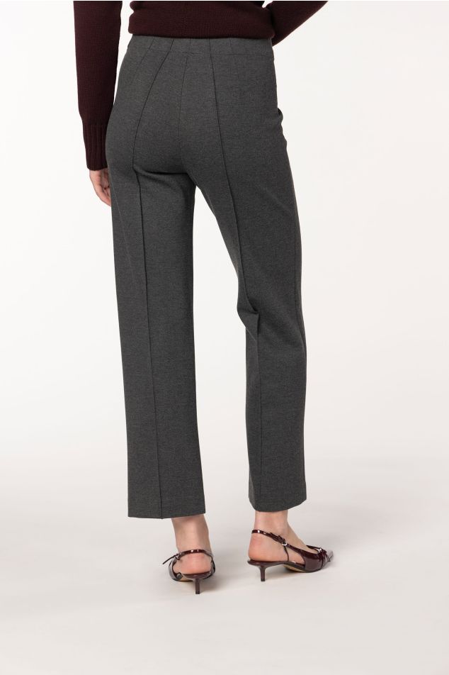 Pantaló recte amb nervi marcat