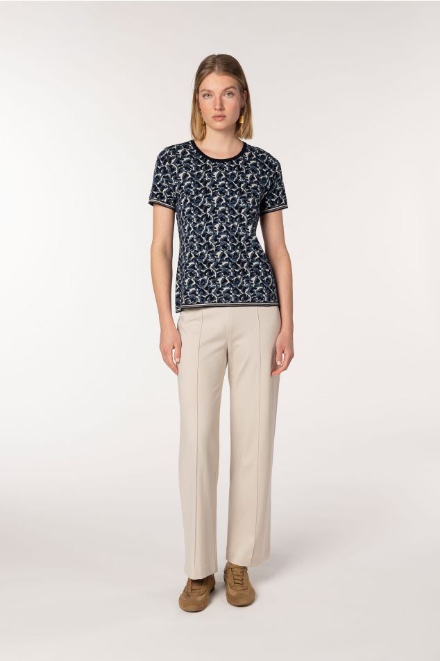 Pantaló recte amb nervi marcat