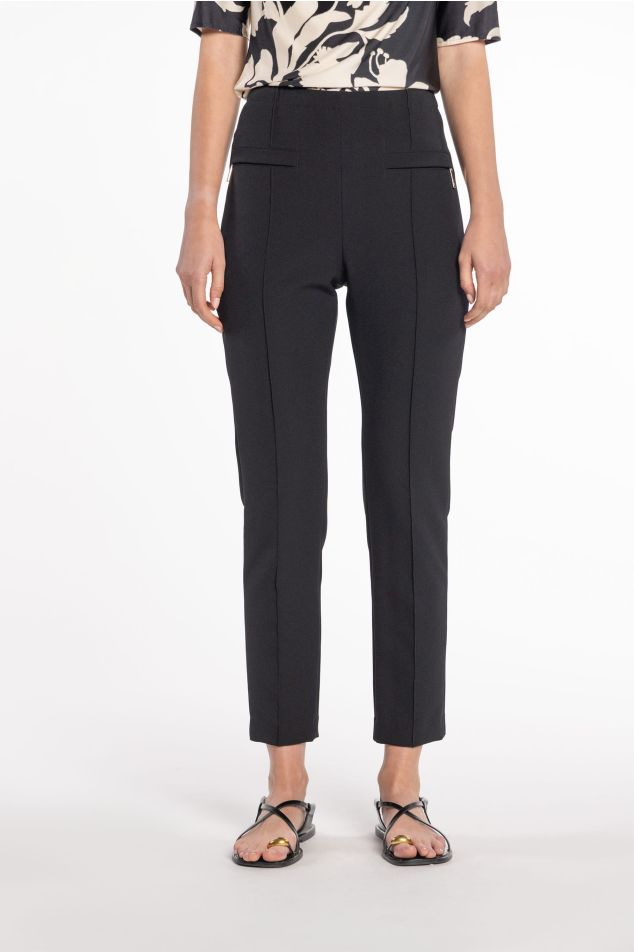 Pantaló ajustat de sarja elàstica