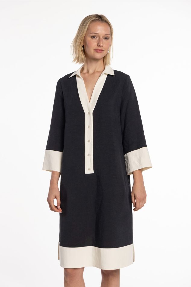 Vestit bicolor amb coll camiser