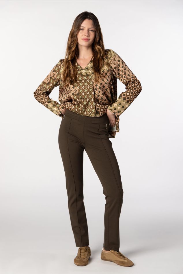 Skinny Trousers with Front Seam Detail