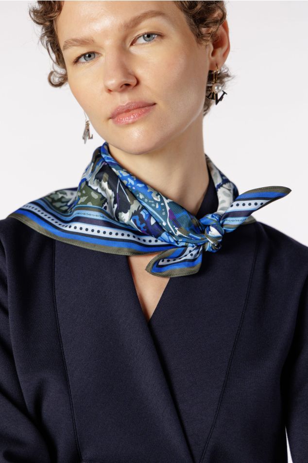 Leaf Print Satin Bandana
