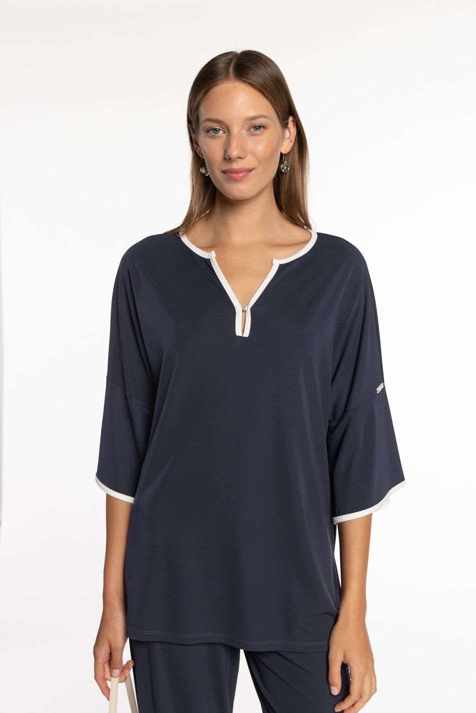 Jersey tunic with contrasting trims on neckline and cuffs