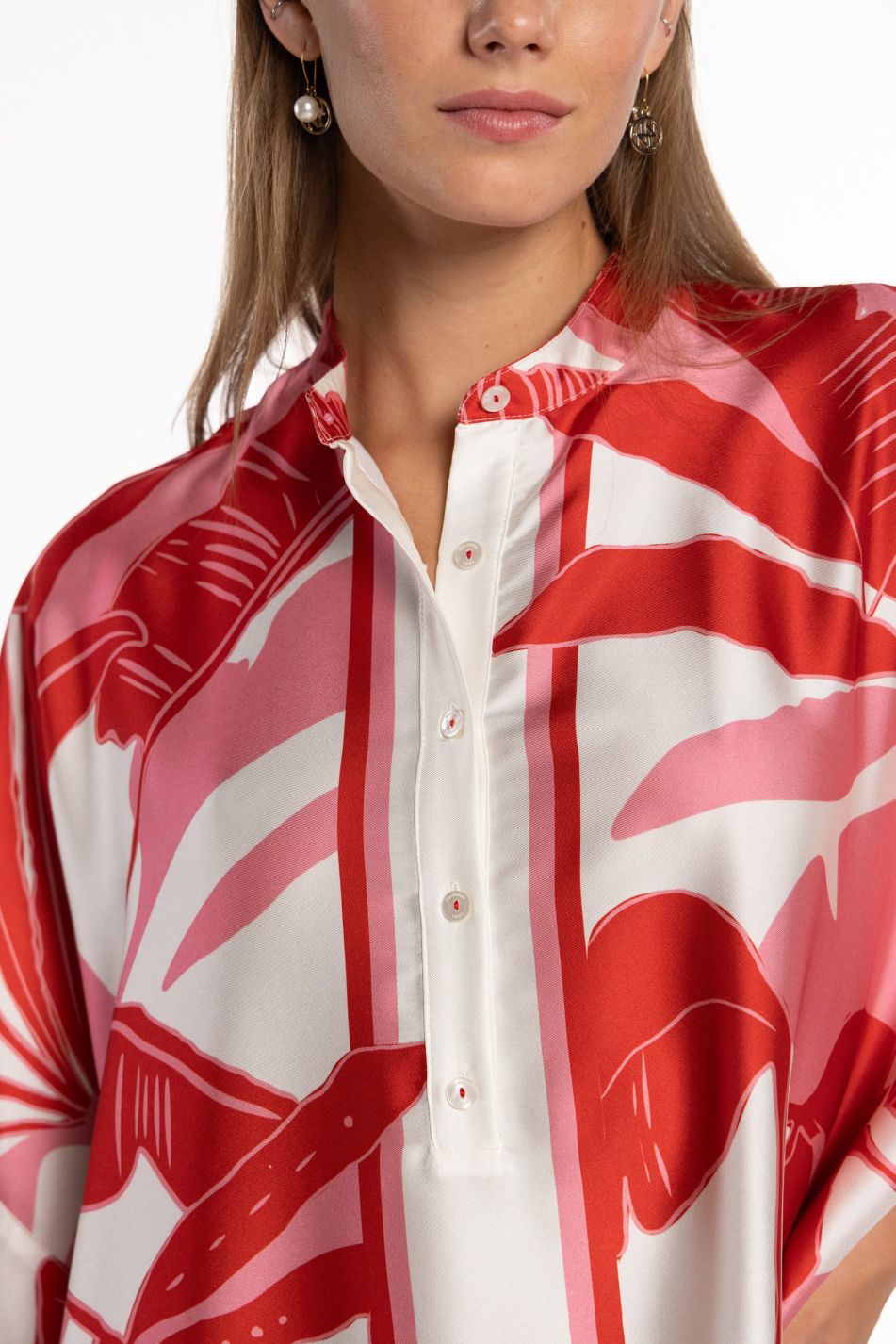 Caftà de twill tropical amb coll mao