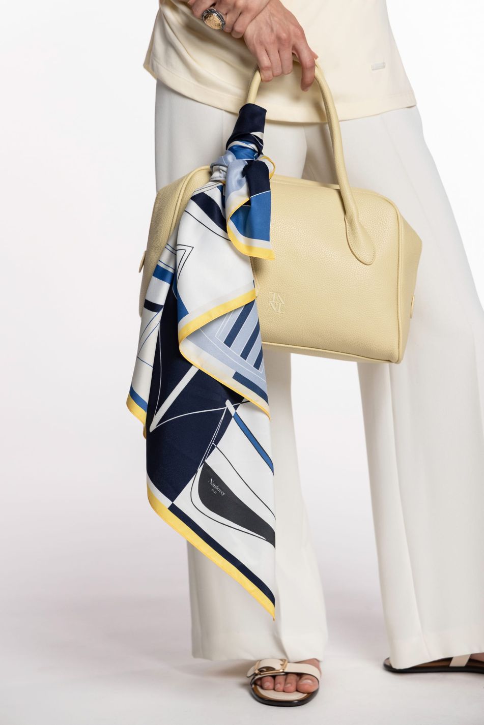 Cadaqués Carré Scarf